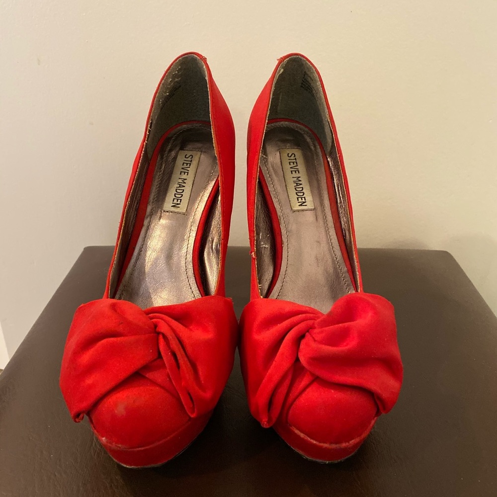 Steve Madden Red Shoes with Bows